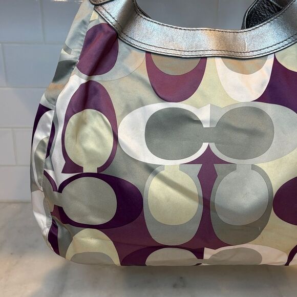 Coach Bag Purse Handbag soho Signature Satin Scarf Print Buckle Hobo XL Shoulder - Picture 5 of 16